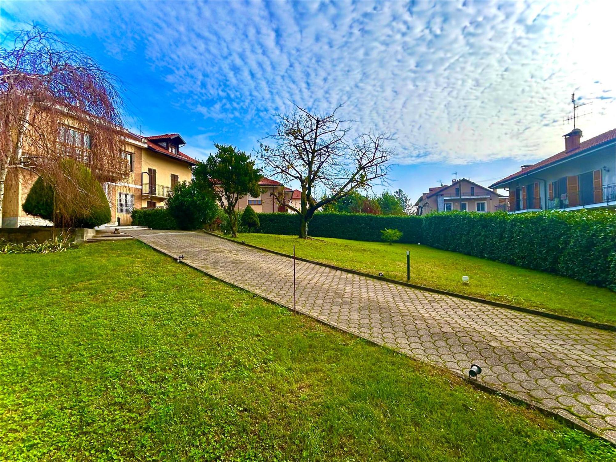 I Ciliegi Apartment Moncalieri Luaran gambar